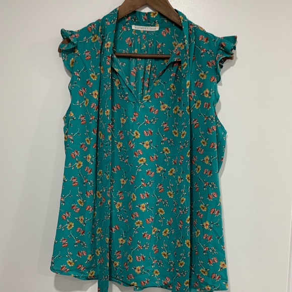 Violet + Claire Floral Top with Tie - Picture 2 of 8